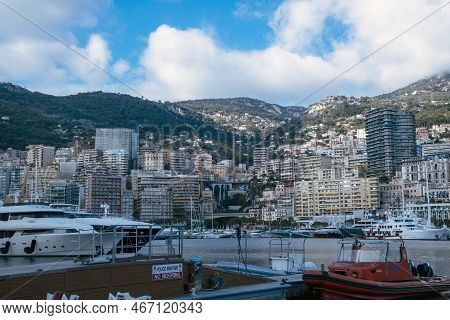 Monaco / Francia - December 10, 2022: Montecarlo Town View, Montecarlo, Monaco, France, Europe
