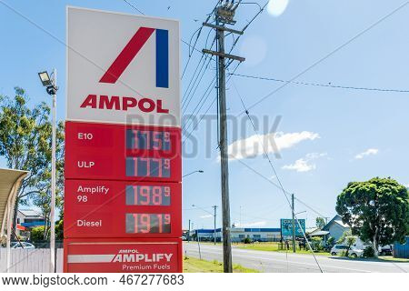 Grafton, Australia - 2022-04-11 Ampol Petrol Service Station Display With Fuel Prices.