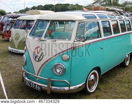 Bordeaux , Aquitaine France - 12 12 2022 : Volkswagen Old Vintage Retro Classic Bus Type 2 Kombi Sam