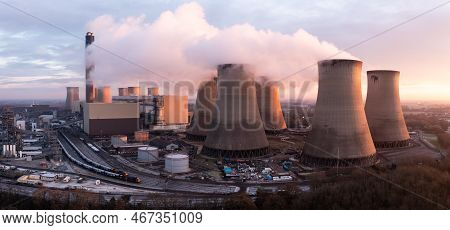 Drax Power Station, Uk - December 17, 2022. Aerial Landscape View Of Drax Power Station In North Yor