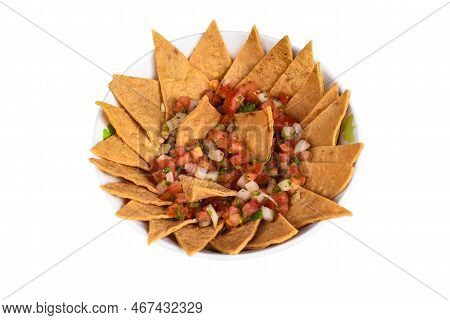 Plate With Totopos Tortilla With  Pico De Gallo