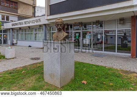 Belgrade, Serbia - November 19, 2022: Bust Of Petar Kocic In Front Of Childrens Library Building.