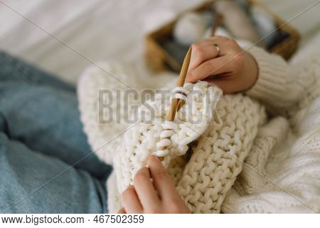 Teengirl Knitting At Home. Handmade And Hobby. New Small Business Employment Opportunity Concept. Ne