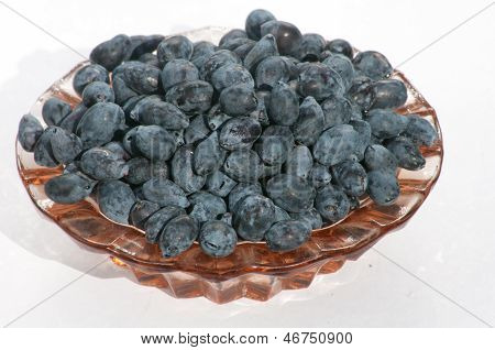 Honeyberries ในจาน