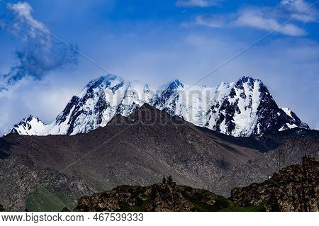 Bogda Peak Snow Mountain In Summer - Tianchi Scenic Spot In Tianshan Mountains, Xinjiang, China