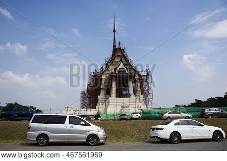 Renovate And Build Ubosot Or Ordination Halls Of Wat Mahaeyong Temple For Thai People Travelers Trav