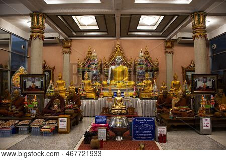 Ancient Antique Buddha Statue For Thai People Travelers Travel Visit Respect Praying Blessing Wish H