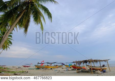 The Bangau Maritime Figureheads. Colorful Pattern Of Traditional Fisherman Boats In Kelantan, Malays