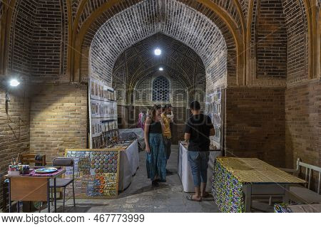 Bukhara, Uzbekistan - September 09, 2022: Sale Of Souvenirs To Tourists In The Ancient Kukeldosh Mad