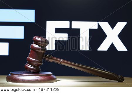Syktyvkar, Komi, Russia,december 24, 2022,ftx . Hammer On The Table On The Background Of The Ftx Log