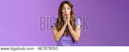 Impressed Surprised Attractive Enthusiastic Girlfriend Hear Shocking Impressive Rumor Gasping Fold L