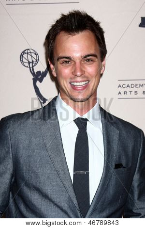 LOS ANGELES - Giu 13: Darin Brooks arriva alla Reception Daytime Emmy candidati presentati da ATAS