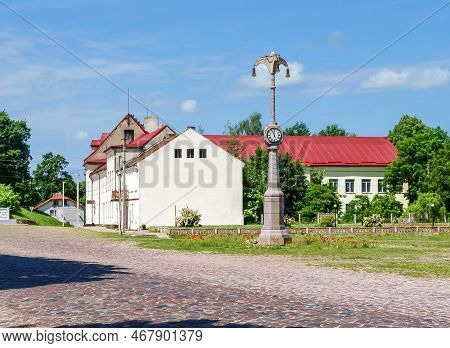 Russia, Kaliningrad Region, Slavsk (heinrichswalde), July 13, 2022. A Square In The Center Of The Ci