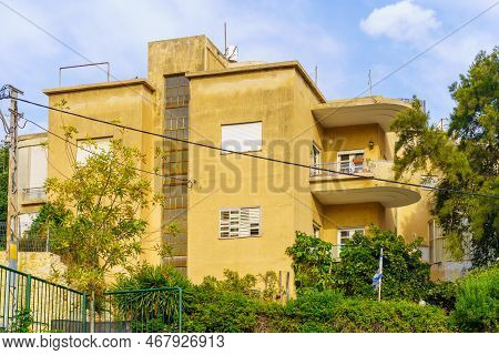 Haifa, Israel - December 23, 2022: View Of An International Style (bauhaus) Building, In Hadar Hacar