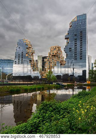 Amsterdam, Netherlands - April 27, 2022: Modern Futuristic Architecture Called The Valley In The Zui