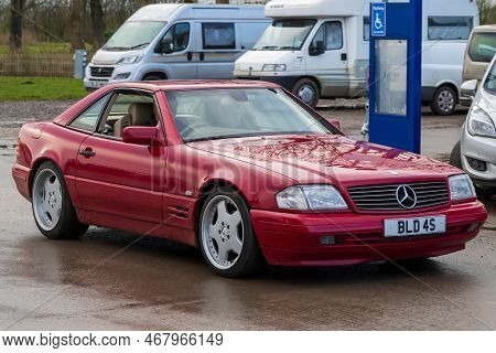 Shepton Mallet, Uk, February 08, 2020: A 1997 Mercedes Benz Sl 280, Reg No: Bld 4s At The Great West