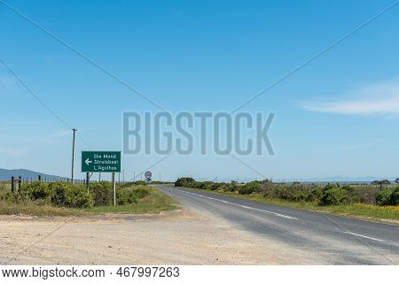 Turn-off To Struisbaai And Lagulhas From The Arniston To Bredasdorp Road Near Arniston