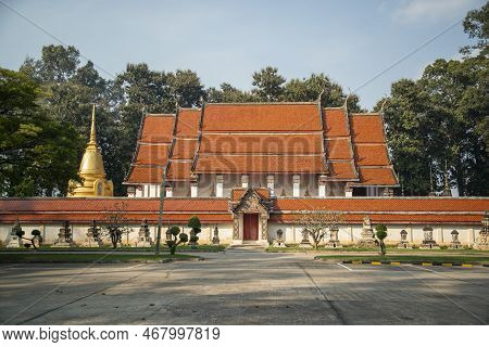 Thailand Ratchaburi Wat Khanon