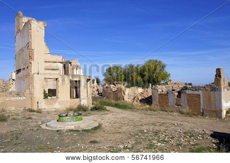Belchite villaggio distrutto in un bombardamento durante la guerra civile spagnola, a Saragozza, in Aragona, Spagna