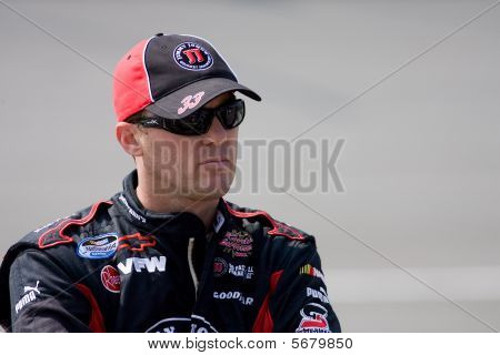 纳斯卡： 8 月 15 日费 250