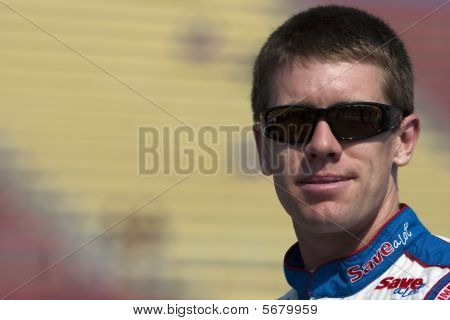 纳斯卡： 8 月 15 日费 250