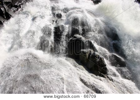 Vandfald 4