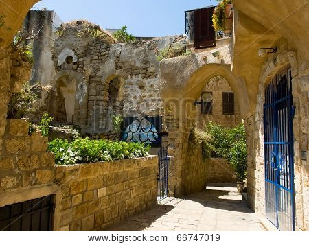 Alley In Old Jaffo With House Ruins