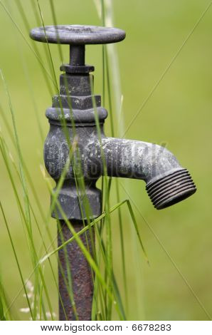 Punkt zasilania wody Rusty