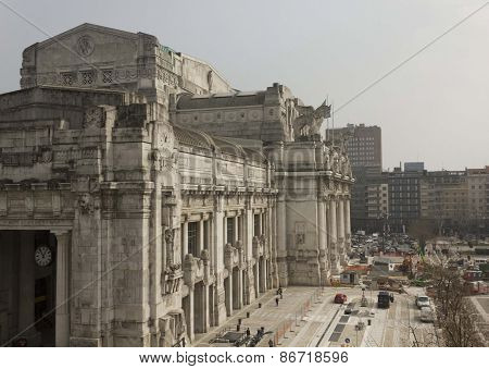 Milano Central Station Building