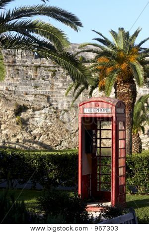 Cabina de teléfono antiguo