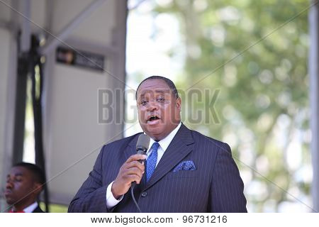 Minister Hakim Muhammed of NOI