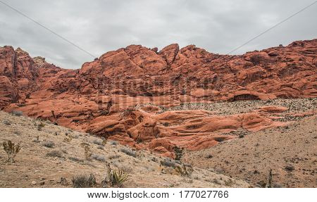 Twocoloured Rock In The Red Rock Canyon National Conservation Area