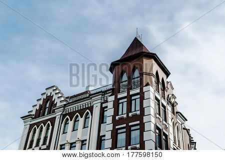 Bottom view of a building with sky
