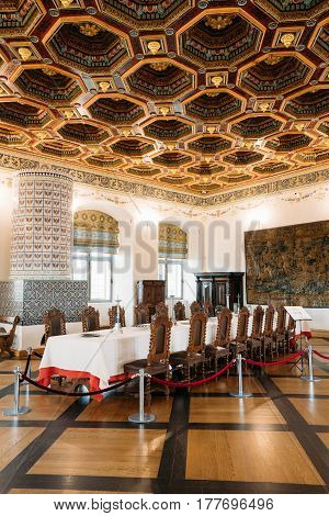 Mir, Belarus - September 1, 2016: Exposition The Dining Room Izba In Castle Complex Museum. Famous Landmark, Architectural Ensemble Of Feudalism, Ancient Cultural Monument, UNESCO Heritage
