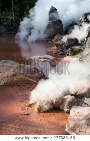  Beppu, Japan - November 2, 2018: Umi Jigoku pool, Oceanâs Hell, a natural monument on the hell tour in Beppu 