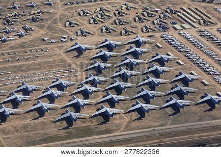 Tucson City, Arizona Usa - Dec 27, 2018: Retired Aircrafts Parking In The Aircraft Boneyard In Davis