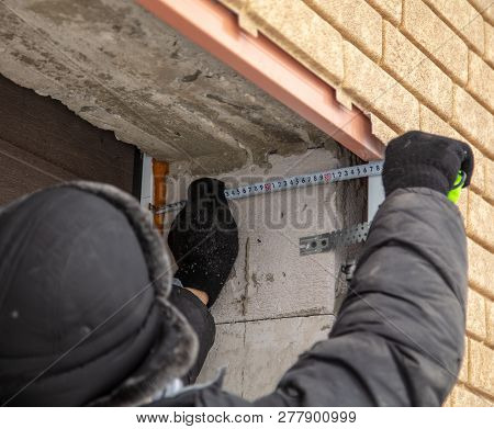 Installation Of The Gate In The Garage Metal .