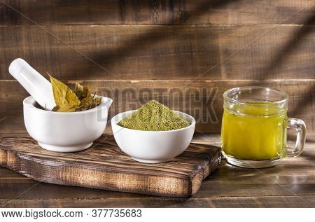 Coca Tea And Leaves - Erythroxylum Coca