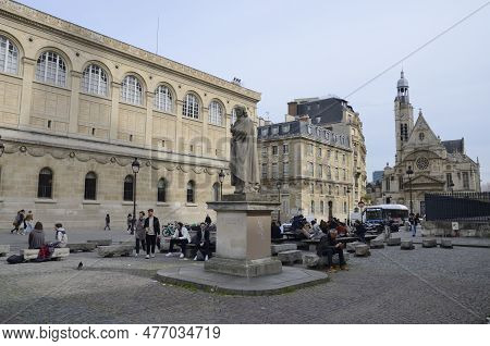Paris, France - March 17, 2023: Peope Around The Monument To The  Dramaturgue Corneille At The Panth