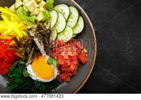 Pibimpap With Flying Fish Roe, Meat, Fish, And Nori