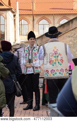 Bendery, Moldova - November 12, 2022: Mens In National Moldavian Suits - Sheepskin Hats (căciulă), P