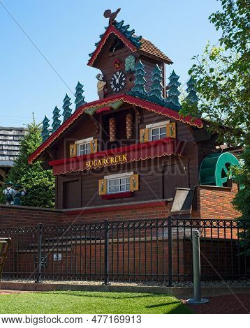 Sugarcreek, Oh, Usa - May 15, 2023: A Giant Cuckoo Clock With Figurines That Move To Music Every Hal