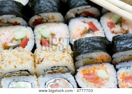 卷和棍子