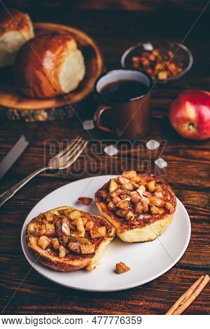 French Toasts With Apple Caramelized With Cinnamon
