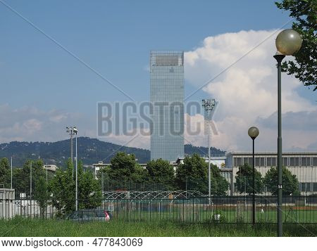 Regione Piemonte Skyscraper In Turin