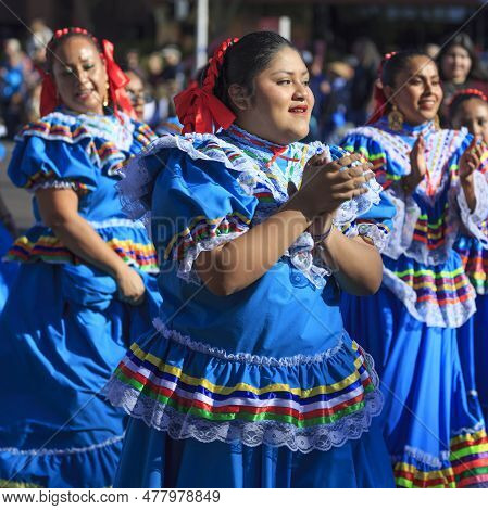 Scottsdale, Arizona, Usa - February 4, 2023: Young Latin American Women In A Traditional Mexican Cos