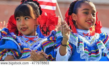 Scottsdale, Arizona, Usa - February 4, 2023: Young Latin American Girls In A Traditional Mexican Cos