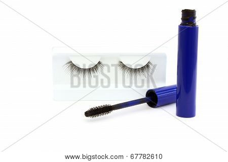 False Eyelashes And Mascara