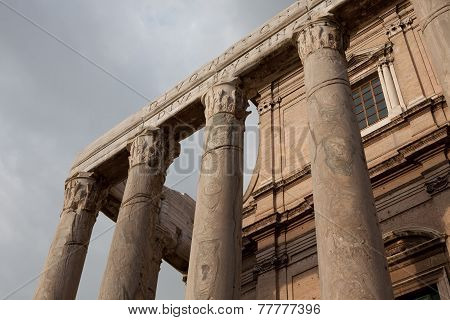 Temple Of Antoninus And Faustina