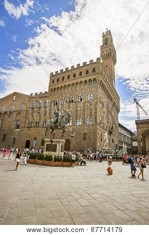 Old Palace (palazzo Vecchio) On Square Of Signora (piazza Della Signoria) In Florence In Italy In Su